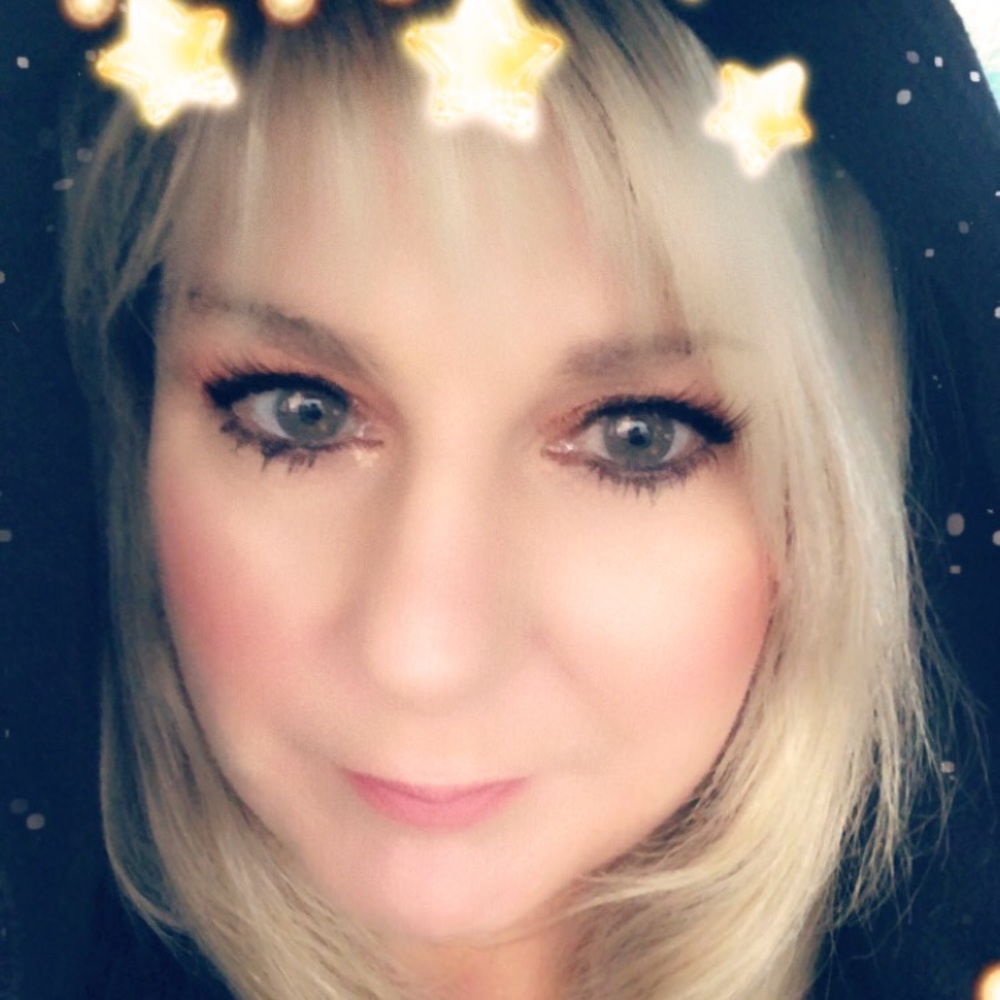 Meet your Posher, Chchrystal